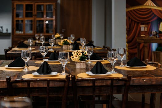 elegant dinner setting at a luxury event